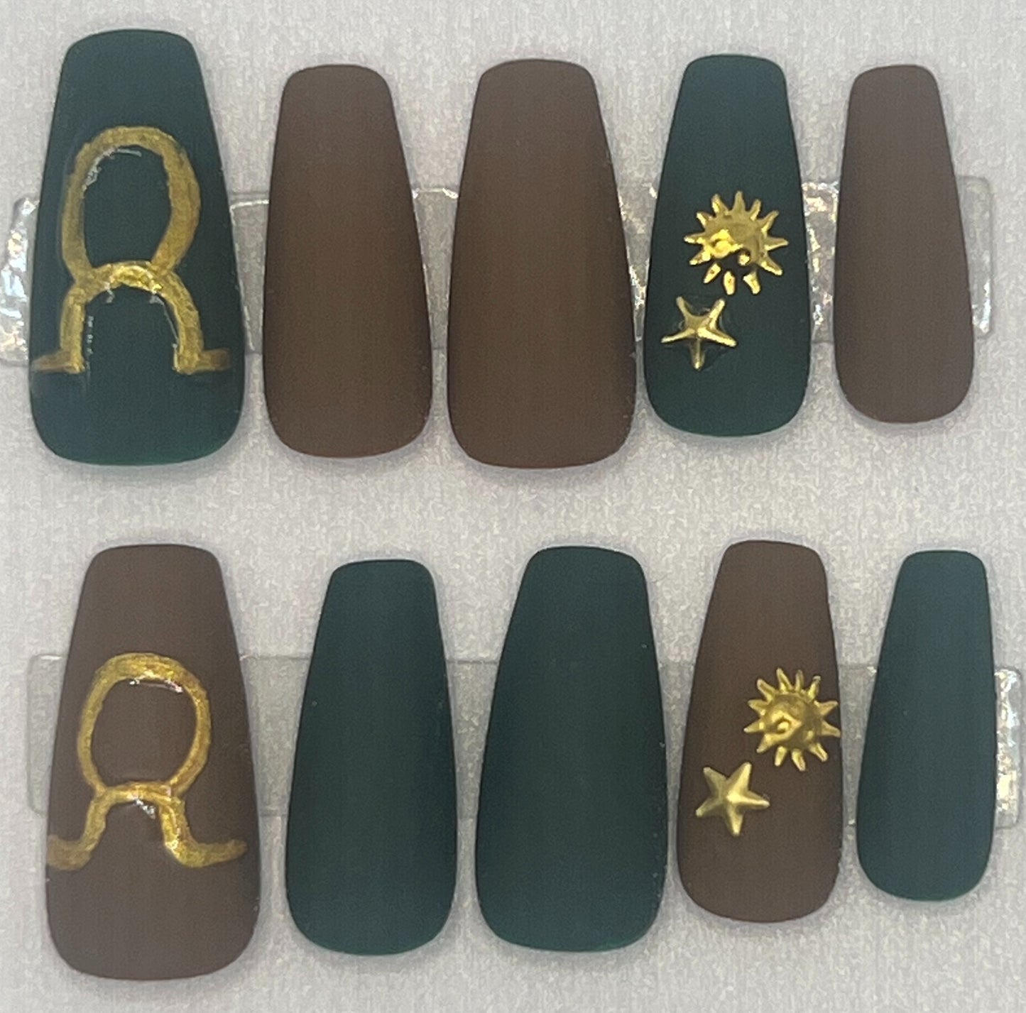 Hand-painted Taurus Press on Nails | Mismatched Brown Green Gold Star | Taurus @ Twilight