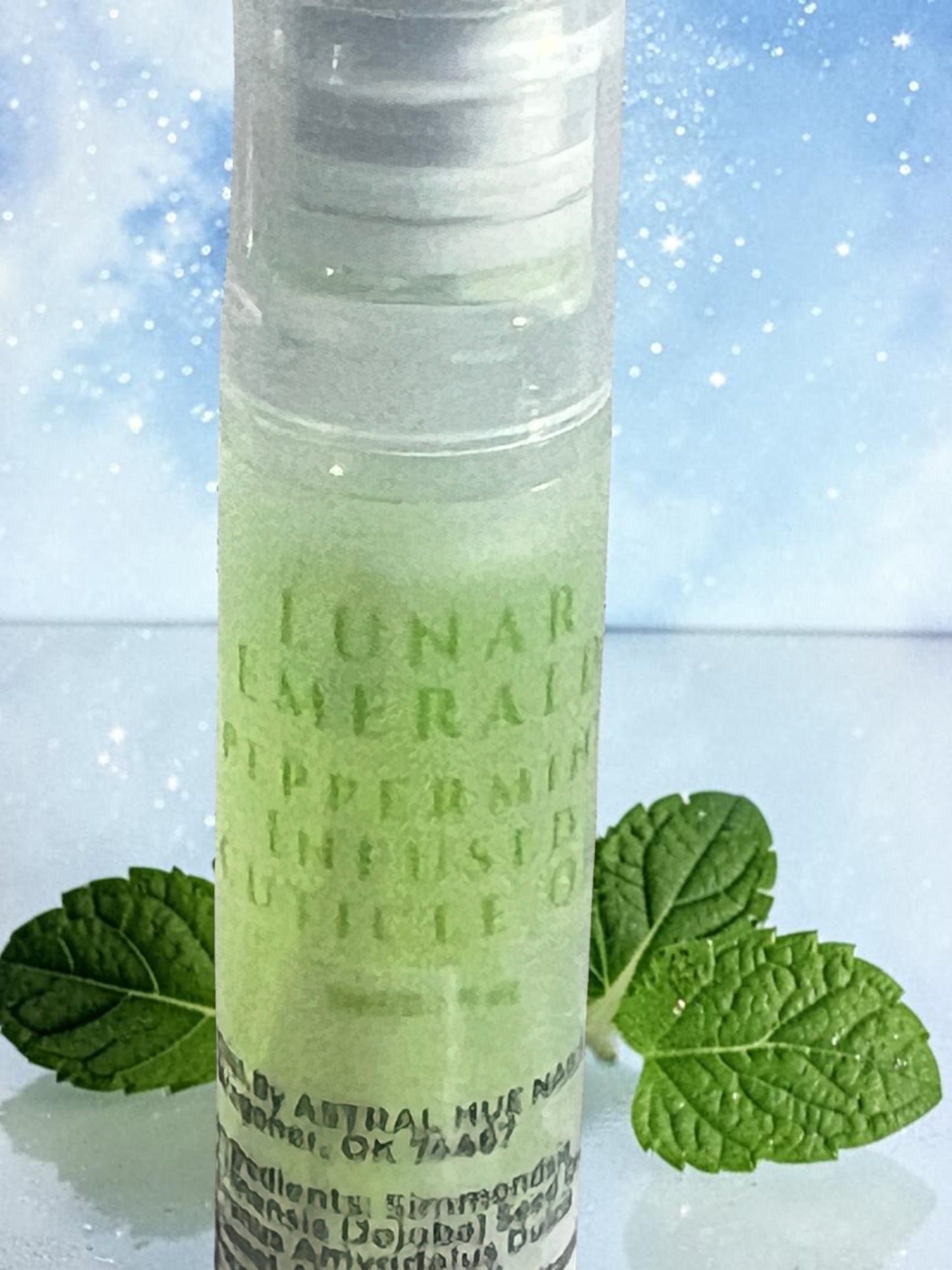 Lunar Emerald Refreshing Peppermint Scented Cuticle Oil Pen Jojoba Aftercare