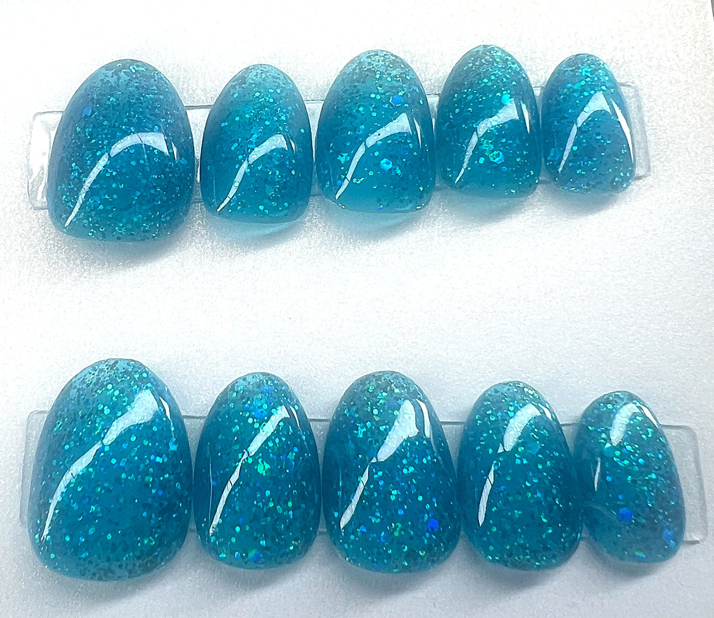 Cerulean Blue Jelly Silver Reflective Glitter Glow in the Dark Press-on | Azure Abyss