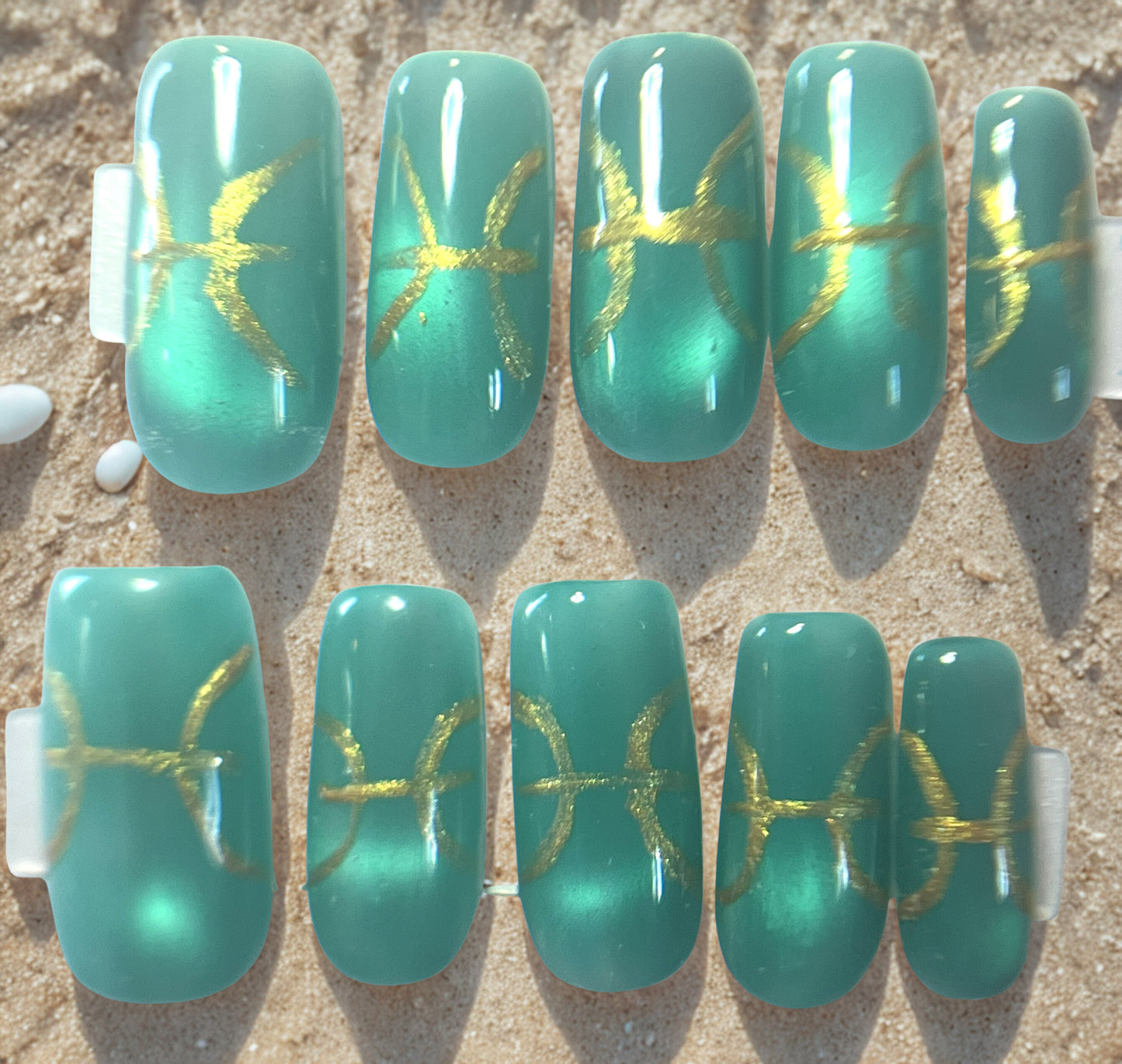 Mesmerizing Pisces Nails | Teal Jelly Cat Eye & Hand-Painted Gold