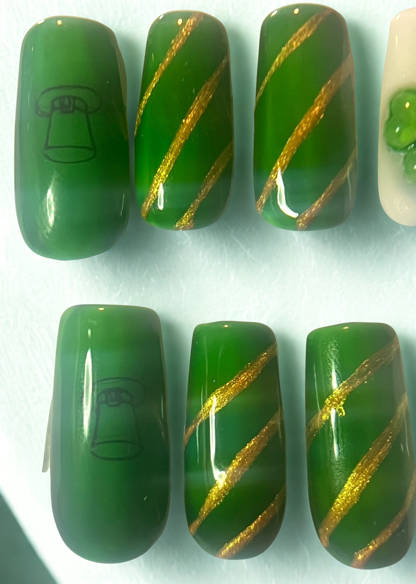 St. Patrick's Day Press-On Nails | Emerald Jelly & 3D Gold Shamrock