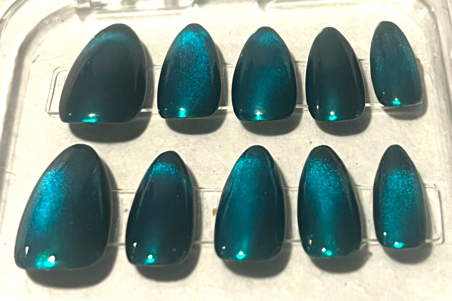 Celestial Emerald Nails | Triple-Layered Mermaid Chrome & Glass Cat-Eye