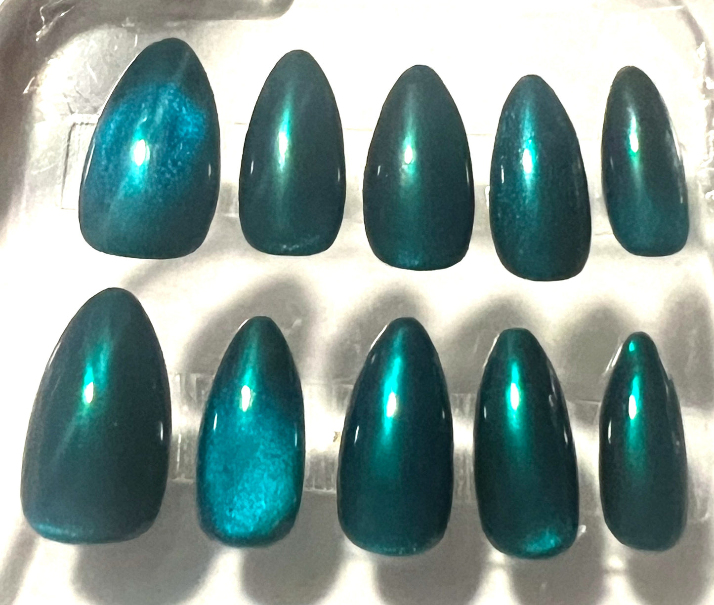 Celestial Emerald Nails | Triple-Layered Mermaid Chrome & Glass Cat-Eye