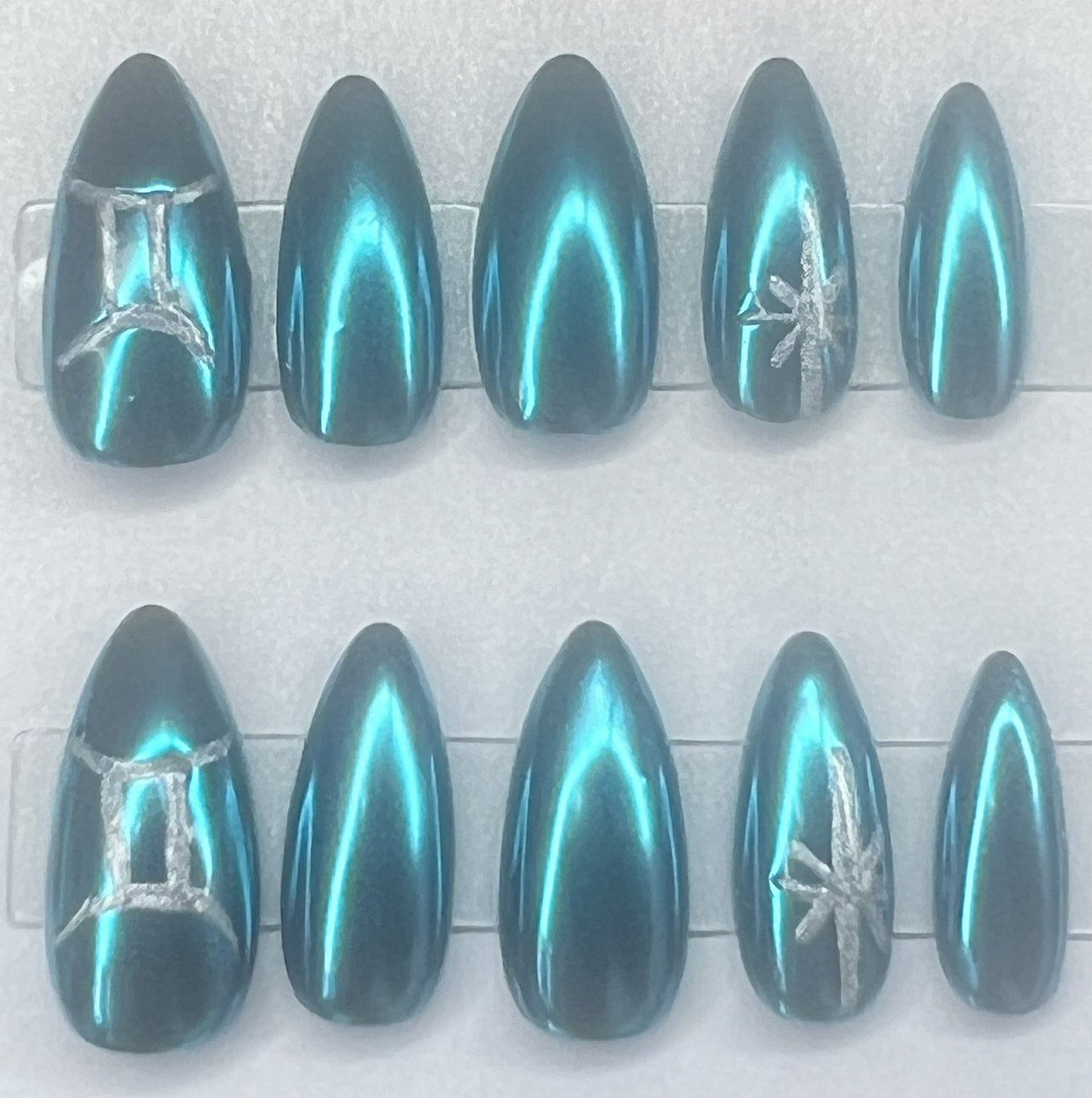 Black Base Blue Mirror Chrome Hand Painted Press-Ons Nails | Celestial Zodiac Sign | Dark Gemini