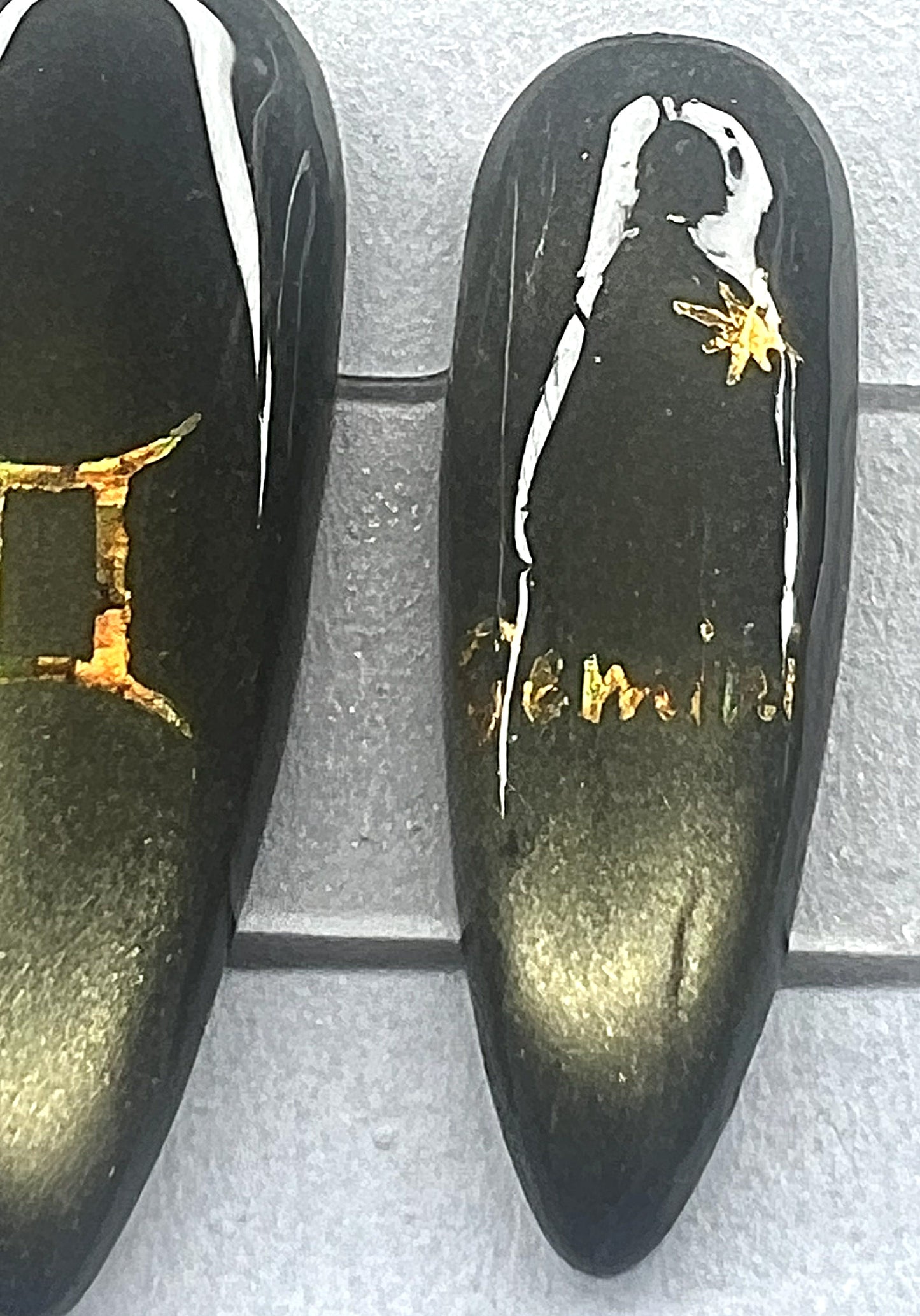 Black Magnetic Cat Eye Gold Holographic Press-Ons | Celestial Heart Gem Hand Painted | Gemini Hearts