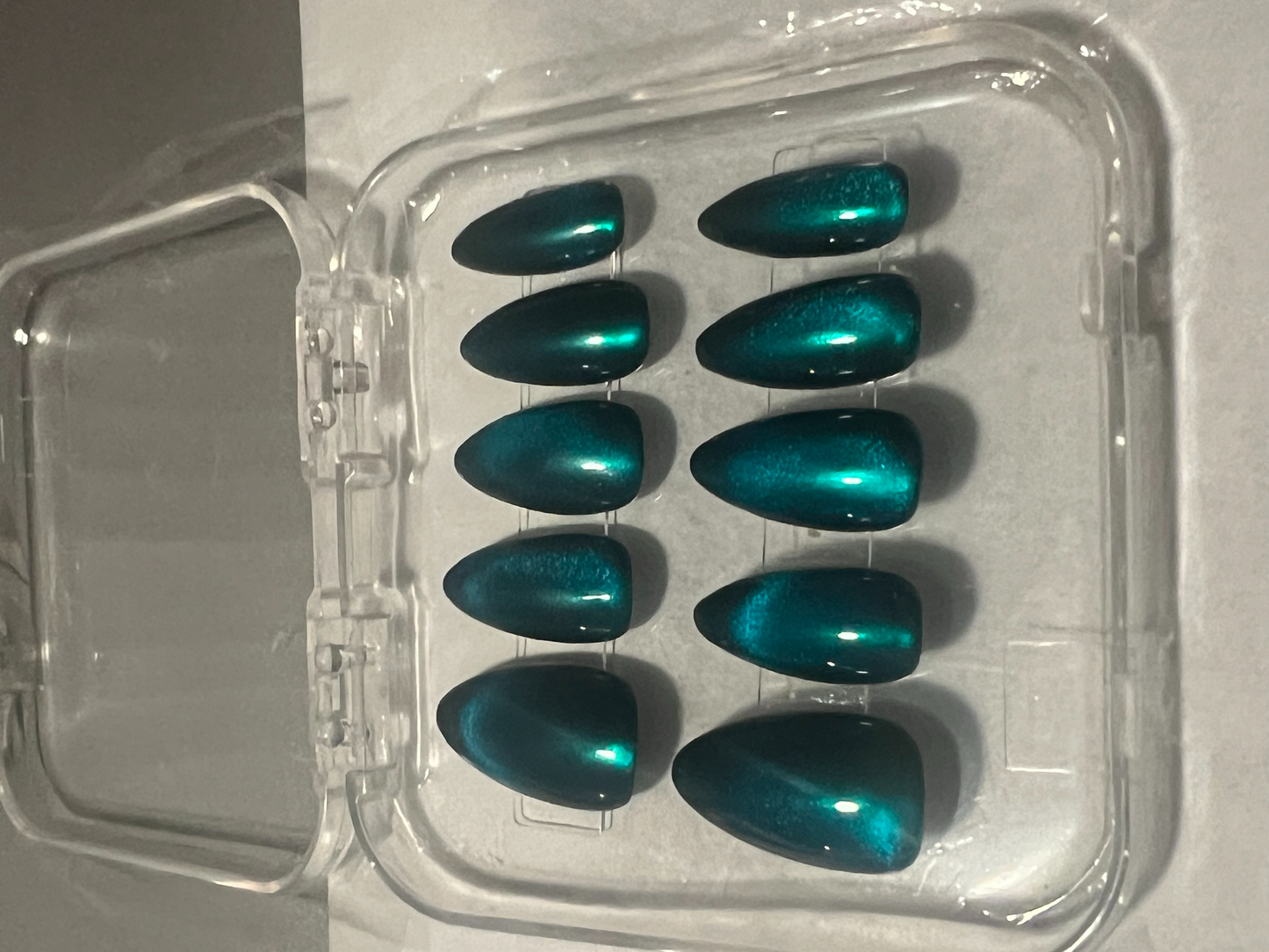 Celestial Emerald Nails | Triple-Layered Mermaid Chrome & Glass Cat-Eye