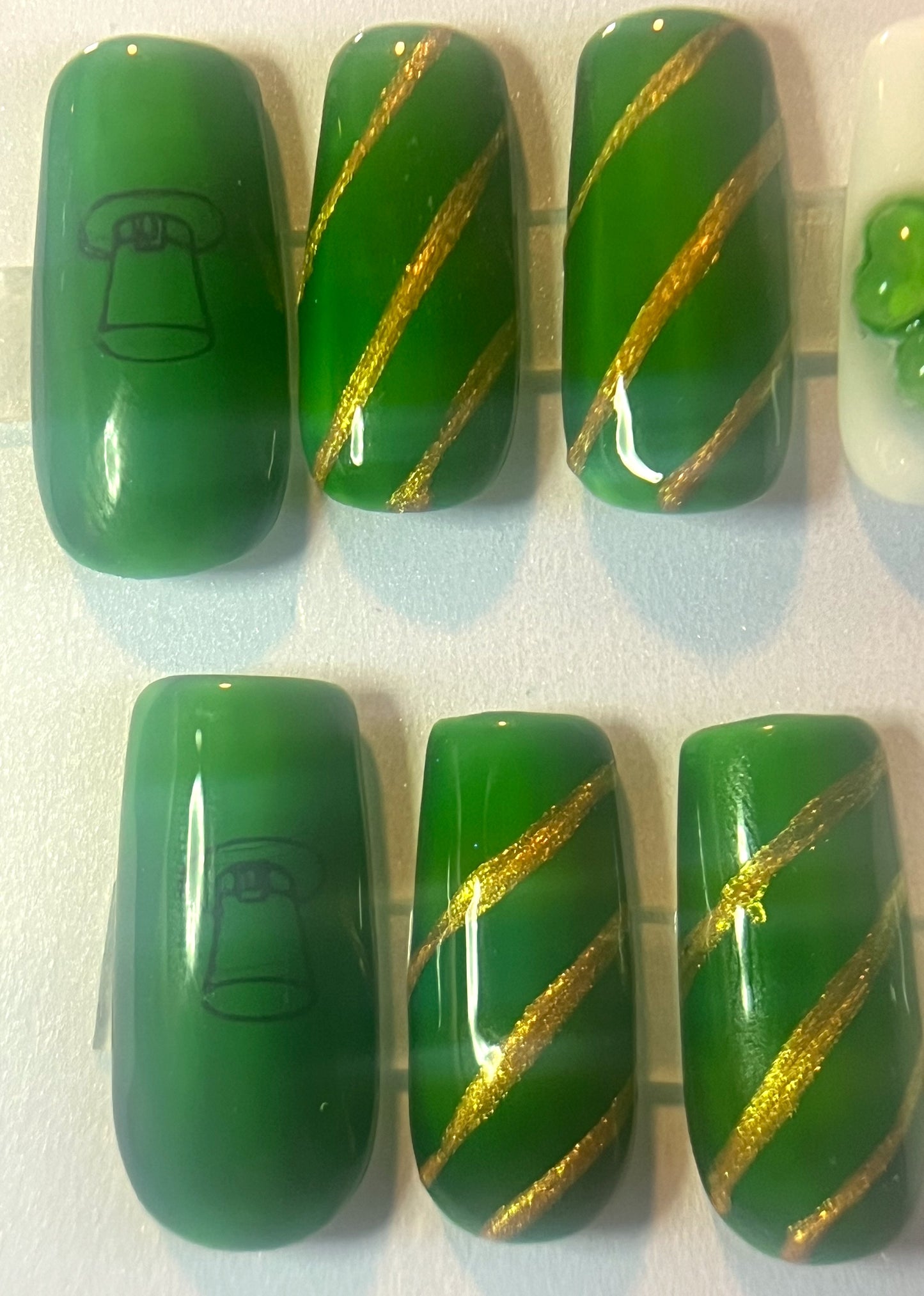 St. Patrick's Day Press-On Nails | Emerald Jelly & 3D Gold Shamrock