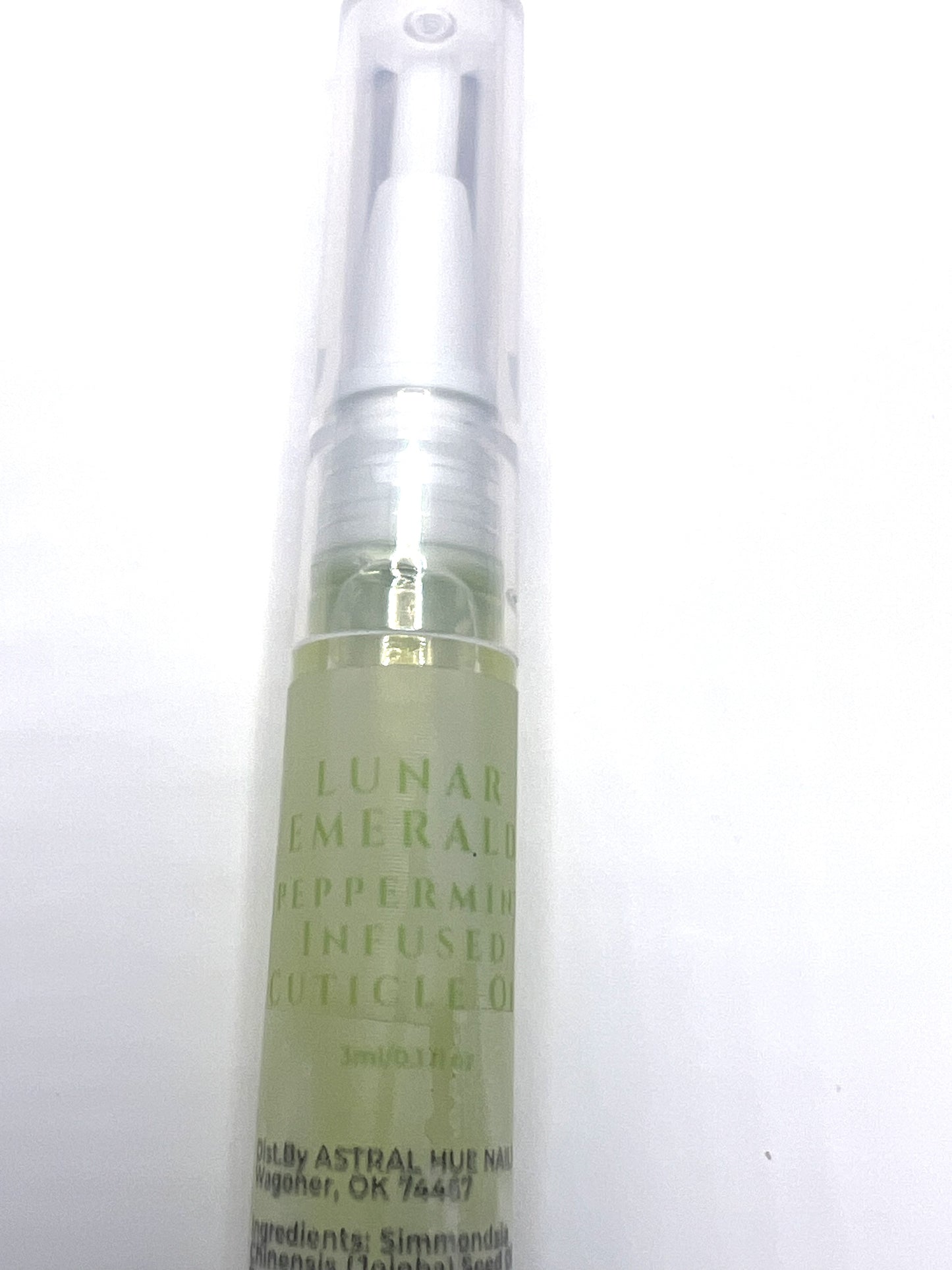 Lunar Emerald Refreshing Peppermint Scented Cuticle Oil Pen Jojoba Aftercare