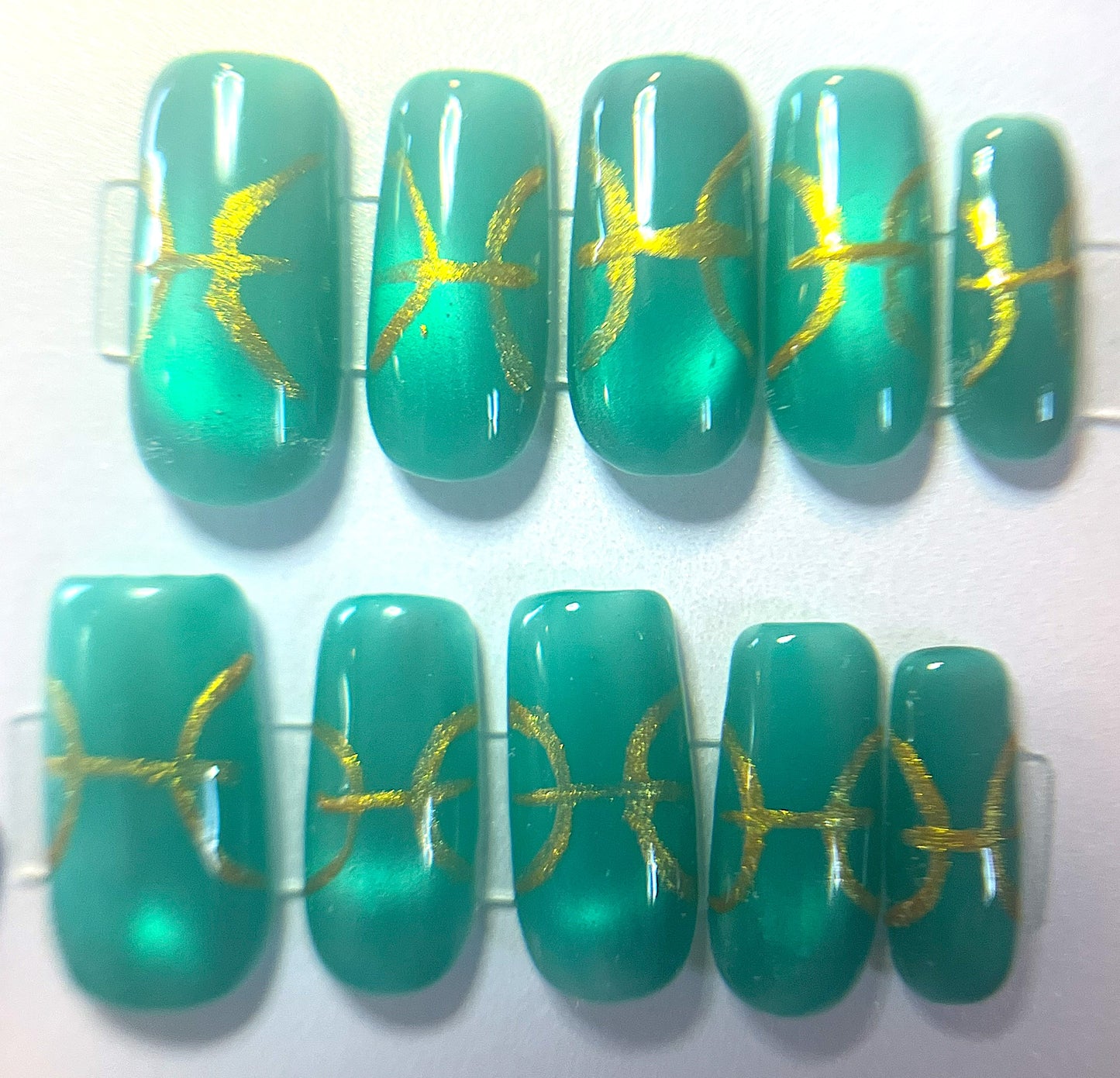 Mesmerizing Pisces Nails | Teal Jelly Cat Eye & Hand-Painted Gold
