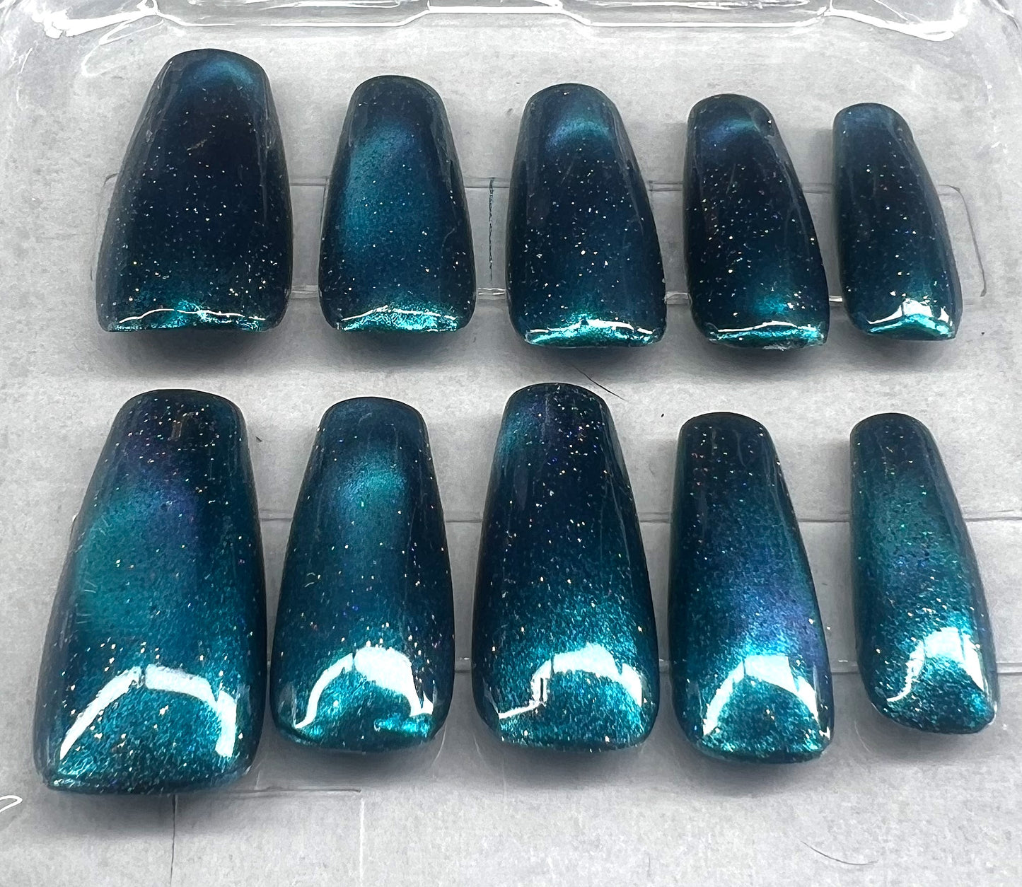 Night Sky Nails | 9D Teal Cat-Eye & Holographic Galaxy