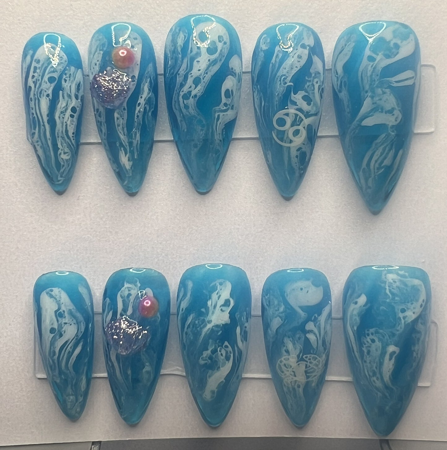 Cancer Zodiac Press On Nails 3D Shell Ocean Wave False Nails, Cerulean Blue Jelly Gel Nails, Custom Beach Pearl Fake Nails