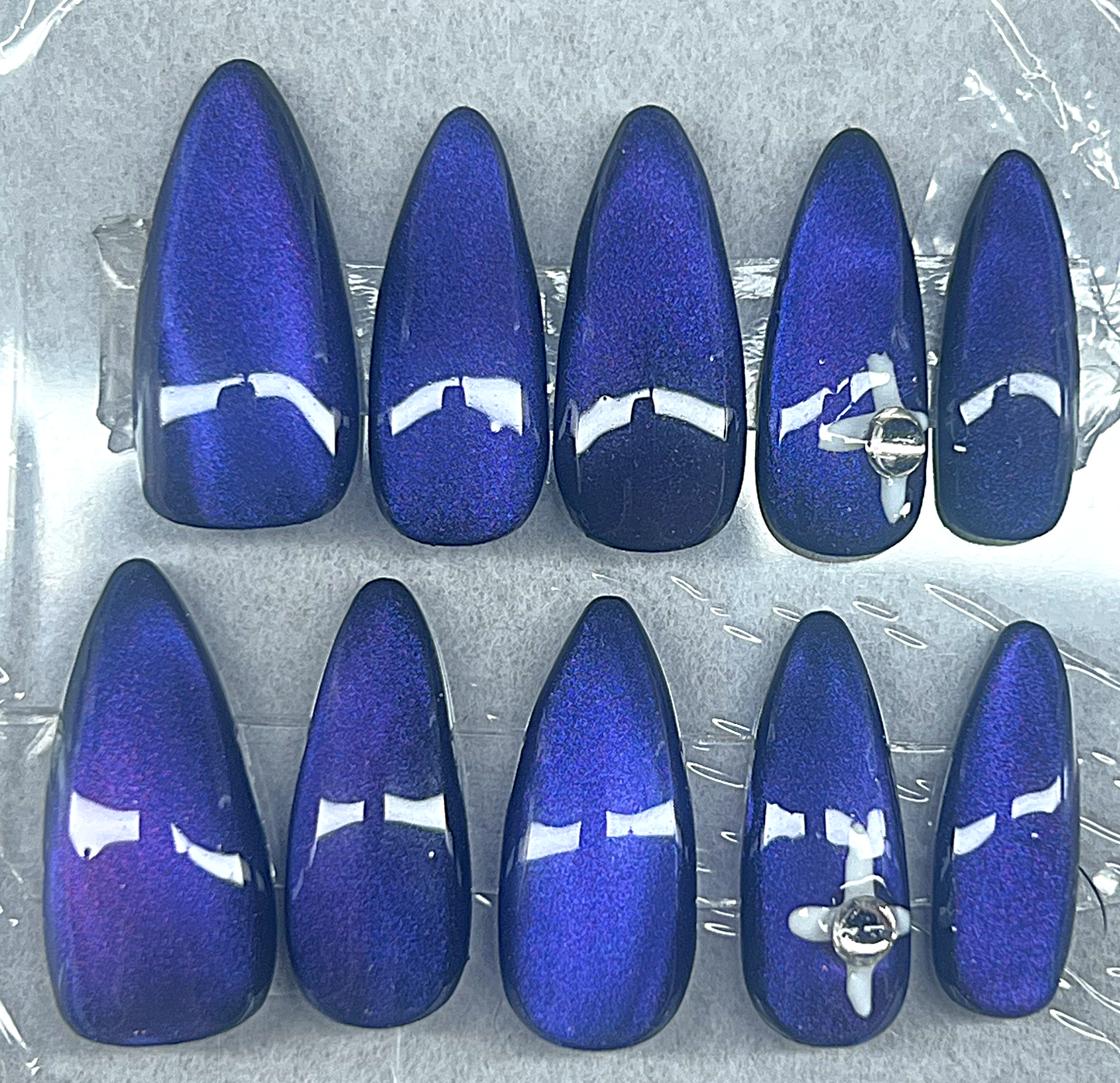 Nebula Glow 🌌 The Pulsar 9D Velvet Magnetic & Hand-Painted Star Set