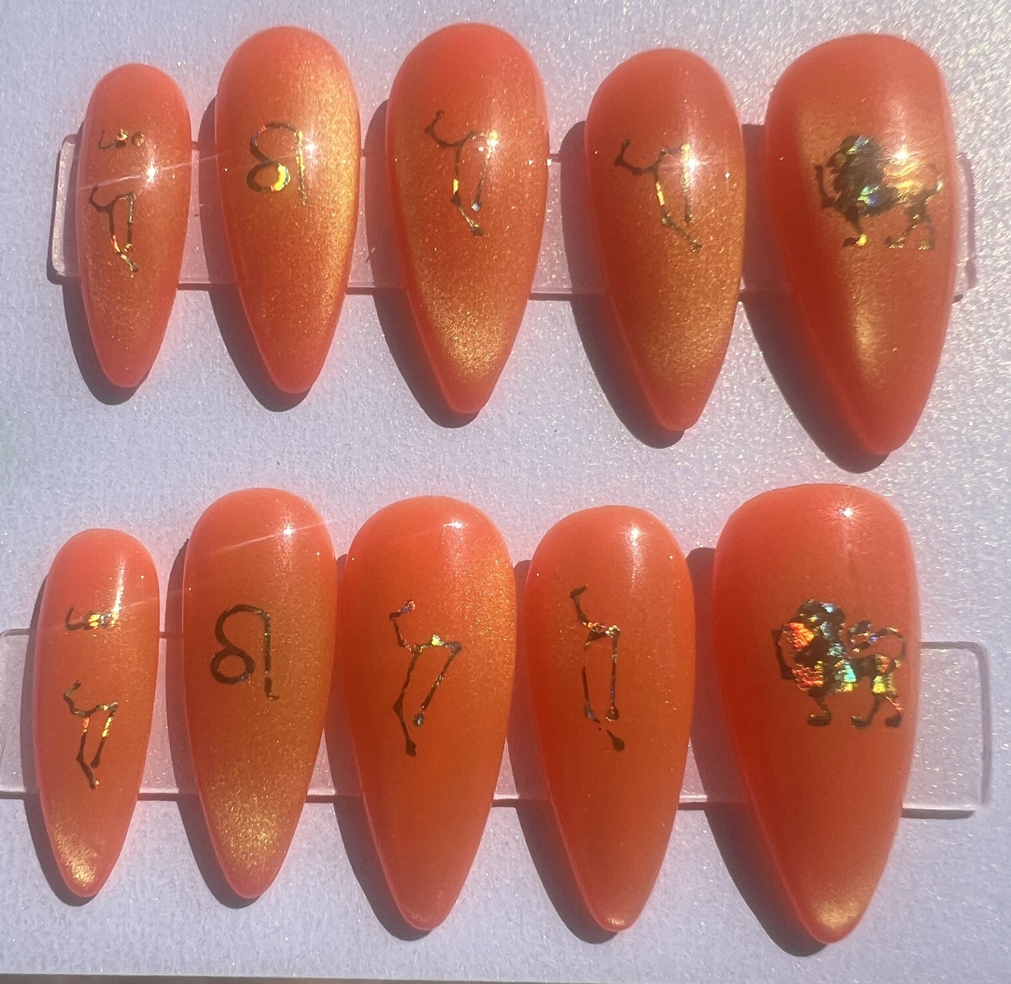 Solar Lioness Leo Zodiac Press On Nails Neon Orange Yellow Cat Eye False Nails, Gold Holographic Astrology Constellation Gel Nails