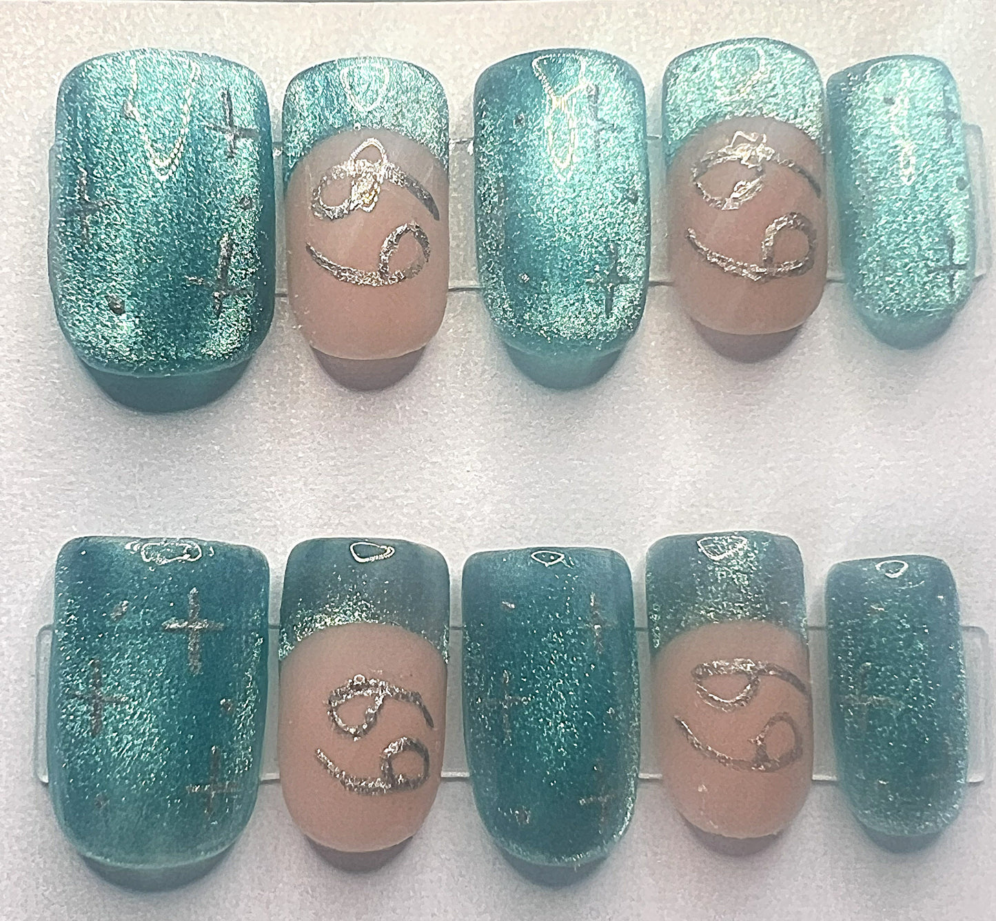 Cancer Zodiac Press On Nails Teal Cat Eye Velvet False Nails, Mismatched French Tip Astrology Nails, Hand Painted Fake Nails