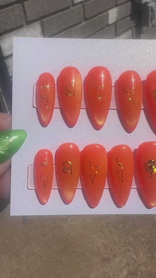 Solar Lioness Leo Zodiac Press On Nails Neon Orange Yellow Cat Eye False Nails, Gold Holographic Astrology Constellation Gel Nails